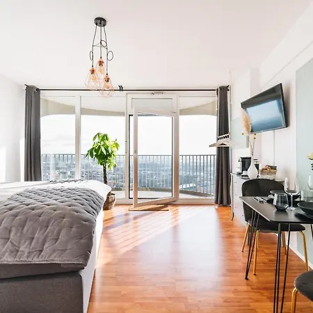 Great View I 26 Floor I Netflix And Boxspringbed Appartement