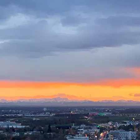 Great View I 26 Floor I Netflix And Boxspringbed Appartement *